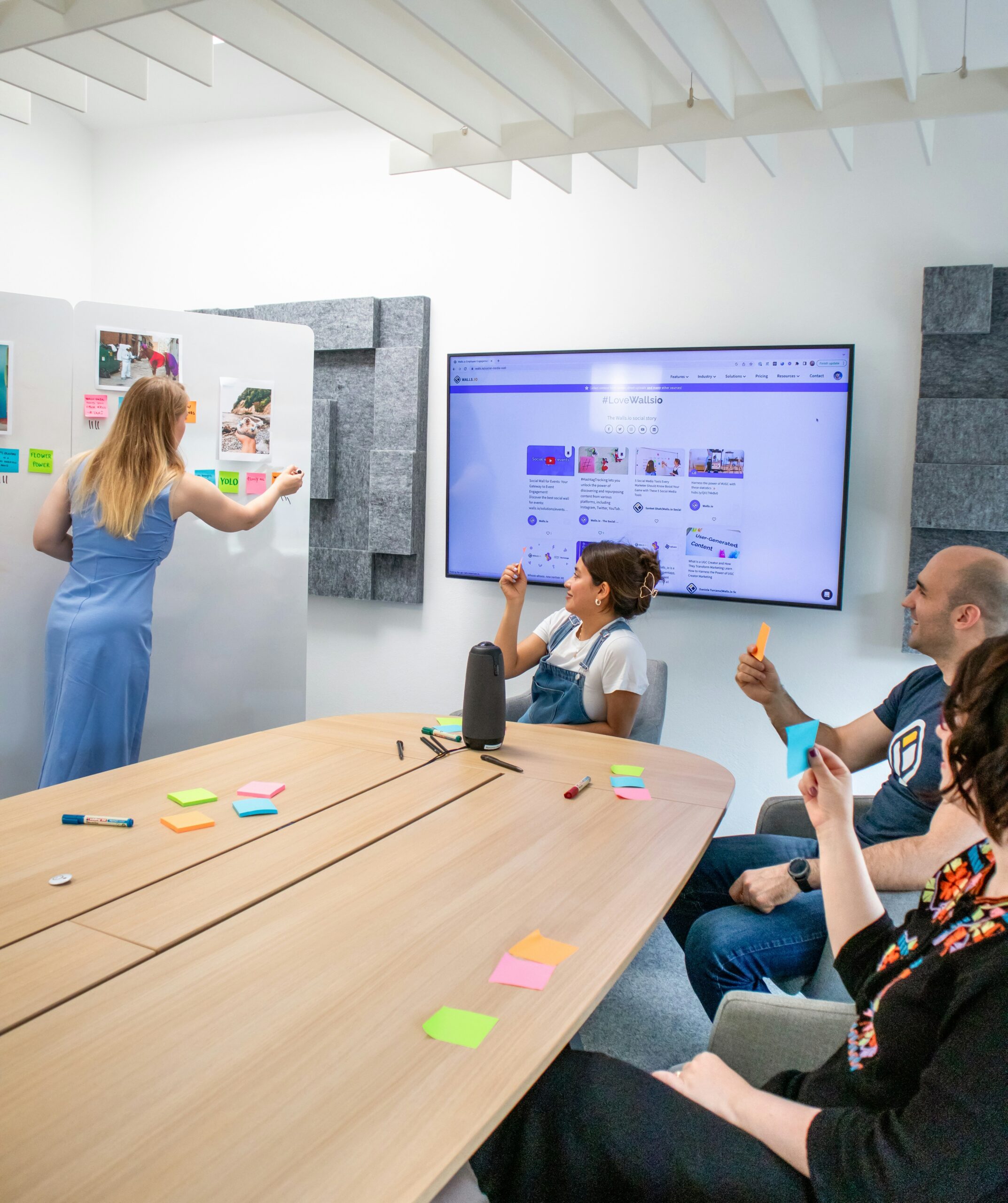 walls io jz 6ilcgyw unsplash